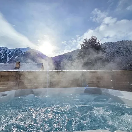 Lejlighed Hautes Branches Jacuzzi Et Sauna Le Sylvestre *